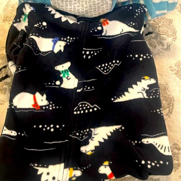 This is a brand new never worn girls Disney two-piece Minnie mouse sweater and p - Picture 6 of 7